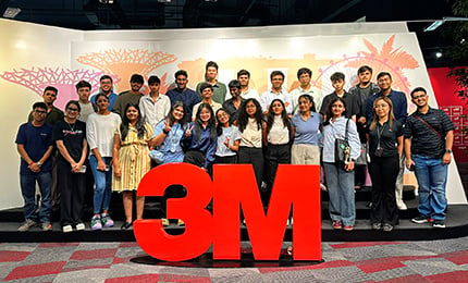 BBA Students Tour 3M’s Customer Technical Center